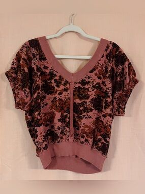 Pilcro by Anthropologie Mauve Pink Floral V-Neck Short Sleeve French Terry Top